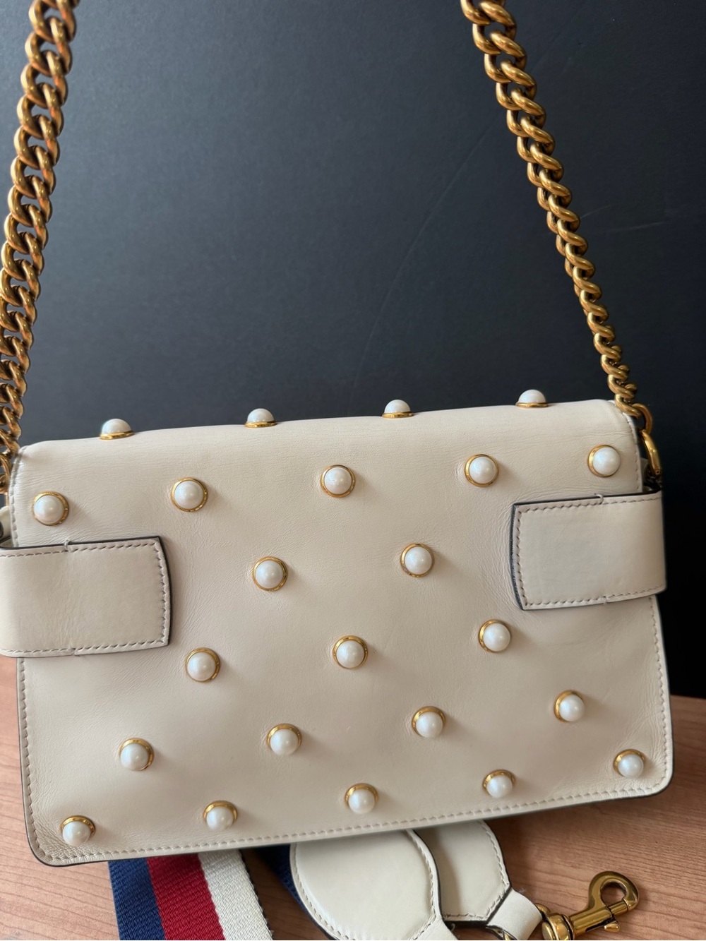 Gucci Queen Margaret Bag with Jeweled Bee. Authentic COA included. - Picture 3 of 7